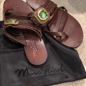 Miss Trish gorgeous brown with green stone